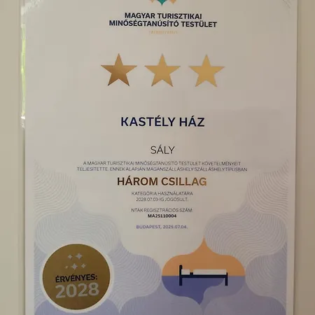 Kastély Ház Nyaraló *