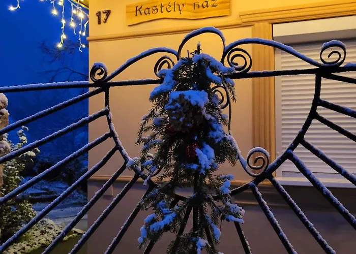 Kastely Haz Saly